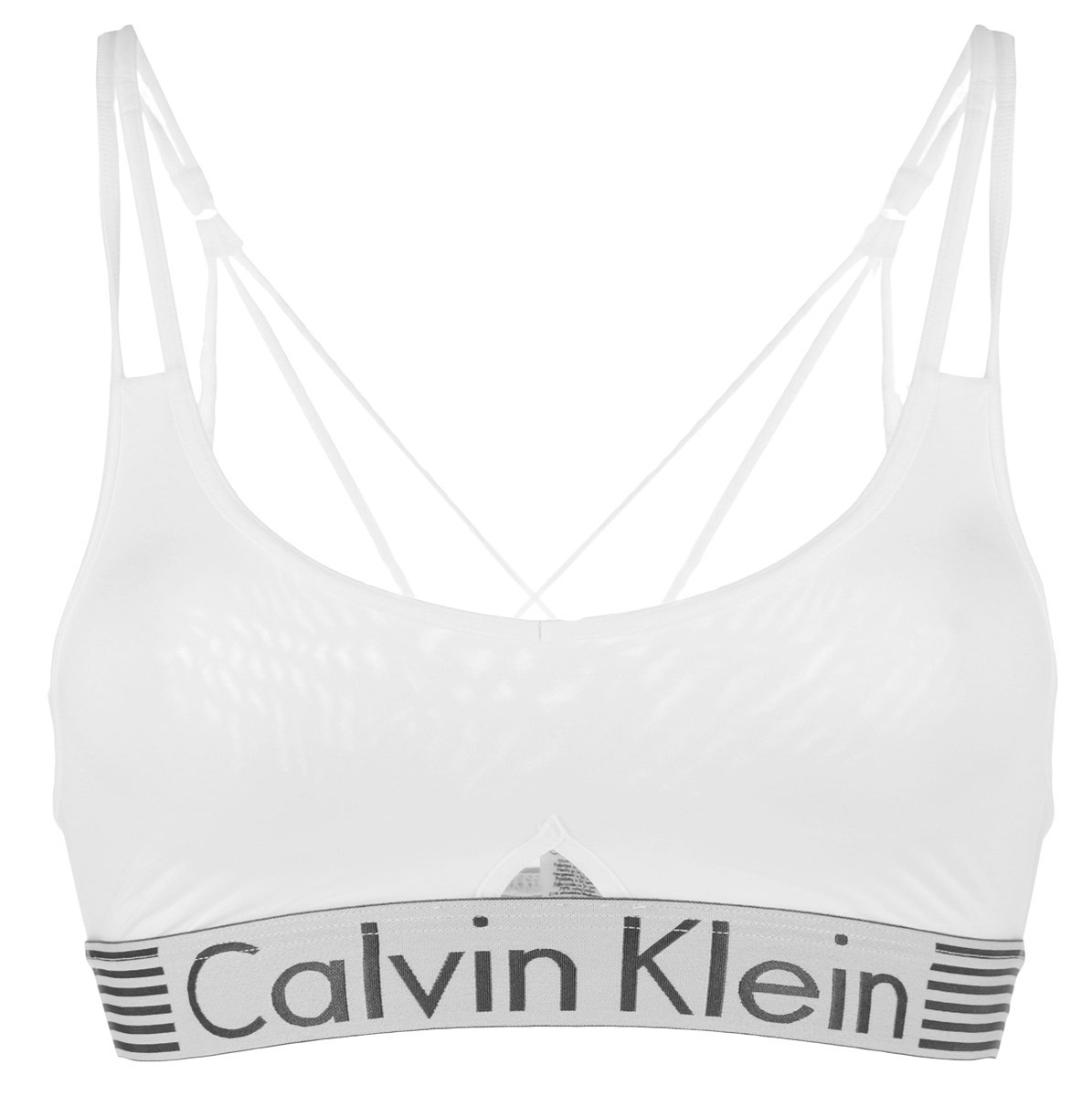 ТопQF1537E ТопQF1537EУдобный и практичный топ-бра Calvin Klein, выполненный из высококачественного эластичного полиамида, идеально подойдет для активного отдыха и занятий фитнесом, а также для повседневной носки. Модель на тонких бретелях имеет широкий эластичный пояс, украшенный логотипом производителя. Тонкие несъемные бретельки надежно фиксируют топ на плечах. Такая модель подарит вам комфорт в течение дня и станет отличным дополнением к вашему гардеробу.