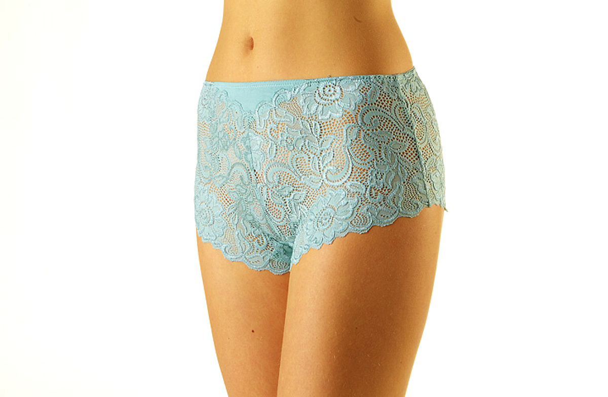Трусы-брифы женские. LDK1-232LDK1-232 Трусы-брифы женские. LDK1-232LDK1-232Женские трусики-брифы Lowry подчеркнут вашу элегантность и неповторимый вкус. Трусики завышенной посадки выполнены из высококачественного эластичного материала и имеют мягкую ластовицу, благодаря чему не раздражает нежную и чувствительную кожу. Пояс изделия дополнен эластичной резинкой. Захватывающий, полупрозрачный дизайн с нежным кружевным узором. Трусики-брифы удобно сидят и не стесняют движений, обеспечивая наибольший комфорт при носке.