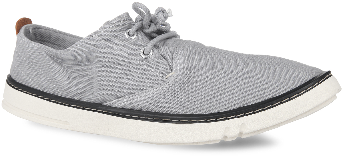 КедыTBLA17UUM КедыTBLA17UUMМодные мужские кеды Hookset Handcrafted Fabric Oxford от Timberland заинтересуют вас своим дизайном с первого взгляда! Модель изготовлена из 100% парусина (хлопок) и оформлена крупной контрастной прострочкой вдоль ранта, контрастной полоской на подошве и задним наружным ремнем. Шнуровка прочно зафиксирует обувь на вашей ноге. Стелька из материала EVA с текстильной поверхностью обеспечивает максимальный комфорт при движении. Рифление на подошве гарантирует идеальное сцепление с поверхностью. Стильные кеды займут достойное место в вашем гардеробе.