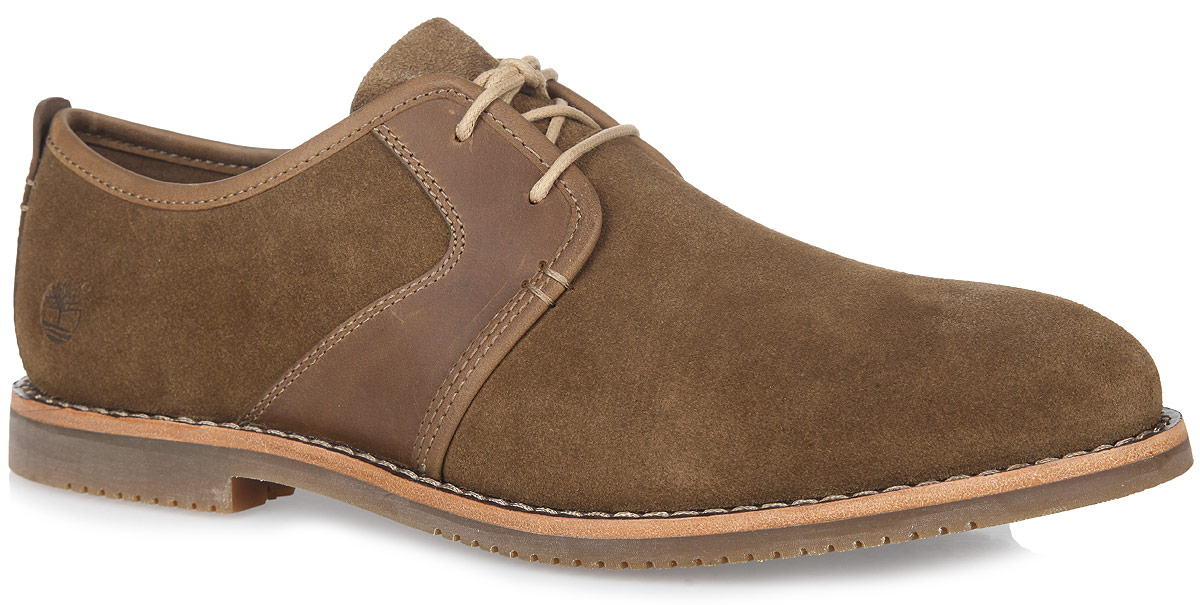 Полуботинки мужские Brooklyn Park Leather Oxford. TBLA19GSWTBLA19GSW Полуботинки мужские Brooklyn Park Leather Oxford. TBLA19GSWTBLA19GSWСтильные полуботинки Brooklyn Park Leather Oxford от Timberland не оставят вас равнодушным! Модель, выполненная из натуральной кожи, оформлена задним наружным ремнем, сбоку - фирменным тиснением, вдоль ранта - крупной прострочкой. Удобная шнуровка прочно зафиксирует модель на ноге. Стелька Ortholite из материала EVA с текстильной поверхностью комфортна при движении. Рифление на подошве и на каблуке гарантирует отличное сцепление с любой поверхностью. Стильные полуботинки прекрасно дополнят ваш модный образ и подчеркнут отменный вкус.