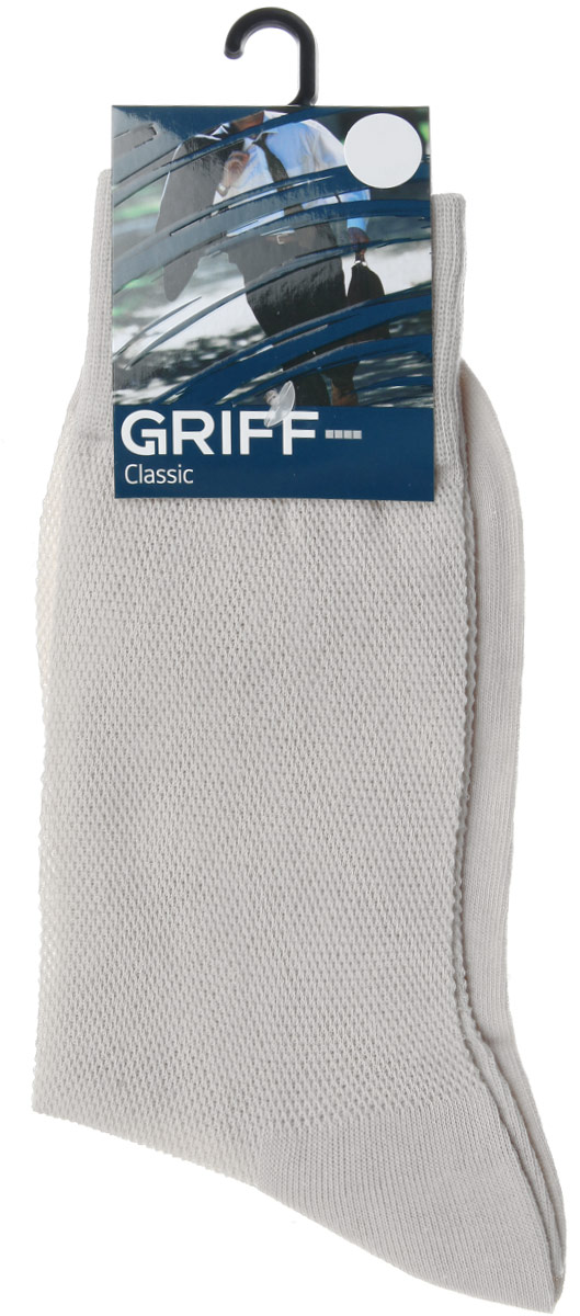 НоскиB35 НоскиB35Мужские носки Griff Classic изготовлены из высококачественного сырья с добавлением полиамидных и эластичных волокон, которые обеспечивают великолепную посадку. Носки отличаются элегантным внешним видом. Удобная широкая резинка идеально облегает ногу и не пережимает сосуды, усиленные пятка и мысок повышают износоустойчивость носка, а удлиненный паголенок придает более эстетичный вид.