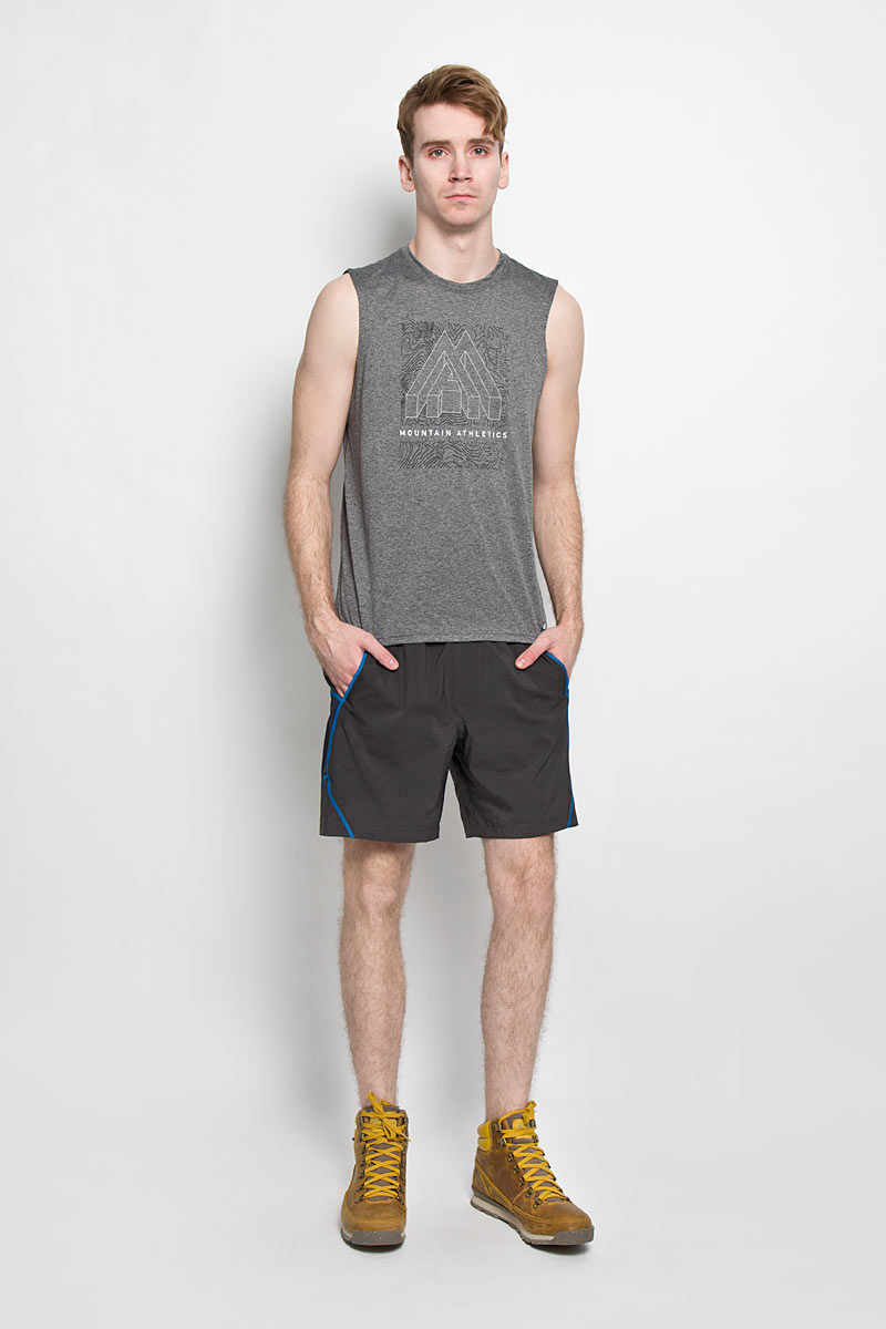 ШортыT0CR3BFVR ШортыT0CR3BFVRМужские шорты The North Face M Voltage Short 7 из серии Mountain Athletics станут отличным дополнением к вашему спортивному гардеробу. Шорты изготовлены из полиэстера с использованием вставок из быстросохнущей ткани FlashDry прекрасно подойдут для тренировок в жаркую погоду. Модель дополнена широкой эластичной резинкой на поясе и имитацией ширинки, объем талии регулируется кулисой с внутренней стороны. Предусмотрены прорезные карманы по бокам. Шорты украшены логотипом The North Face. Мягкие легкие шорты помогут улучшить спортивные результаты. Идеальны для тренировок, пробежек и прогулок.