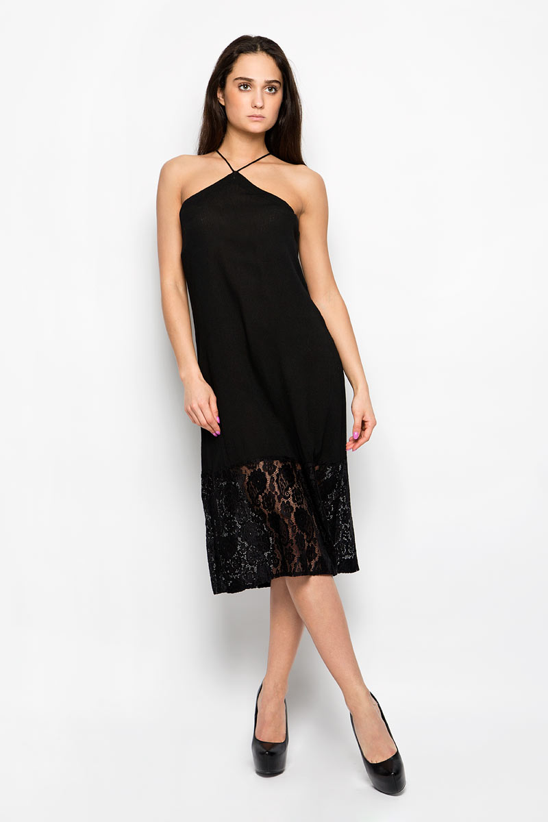 ПлатьеKA4914_Black Lace ПлатьеKA4914_Black LaceПлатье Glamorous станет эффектным дополнением к вашему гардеробу. Изделие выполнено из мягкой вискозы, легкое, очень приятное к телу, не сковывает движения и хорошо пропускает воздух. Модель с тонкими бретельками дополнена снизу кружевной вставкой. На спинке платья предусмотрена небольшая шнуровка. Современный дизайн и совершенство стиля подчеркнут вашу индивидуальность.