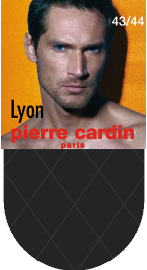 НоскиCr Lyon НоскиCr LyonКлассические мужские носки Pierre Cardin изготовлены из высококачественного хлопка с добавлением полиамида и эластана, что обеспечивает комфортную посадку. Модель выполнена в элегантном однотонном дизайне с узором ромбы. Благодаря использованию тончайших волокон мерсеризированного хлопка, кожа в таких носках дышит. Двойная, широкая, эластичная резинка идеально облегает ногу и не пережимает сосуды. Паголенок декорирован изображением логотипа бренда.