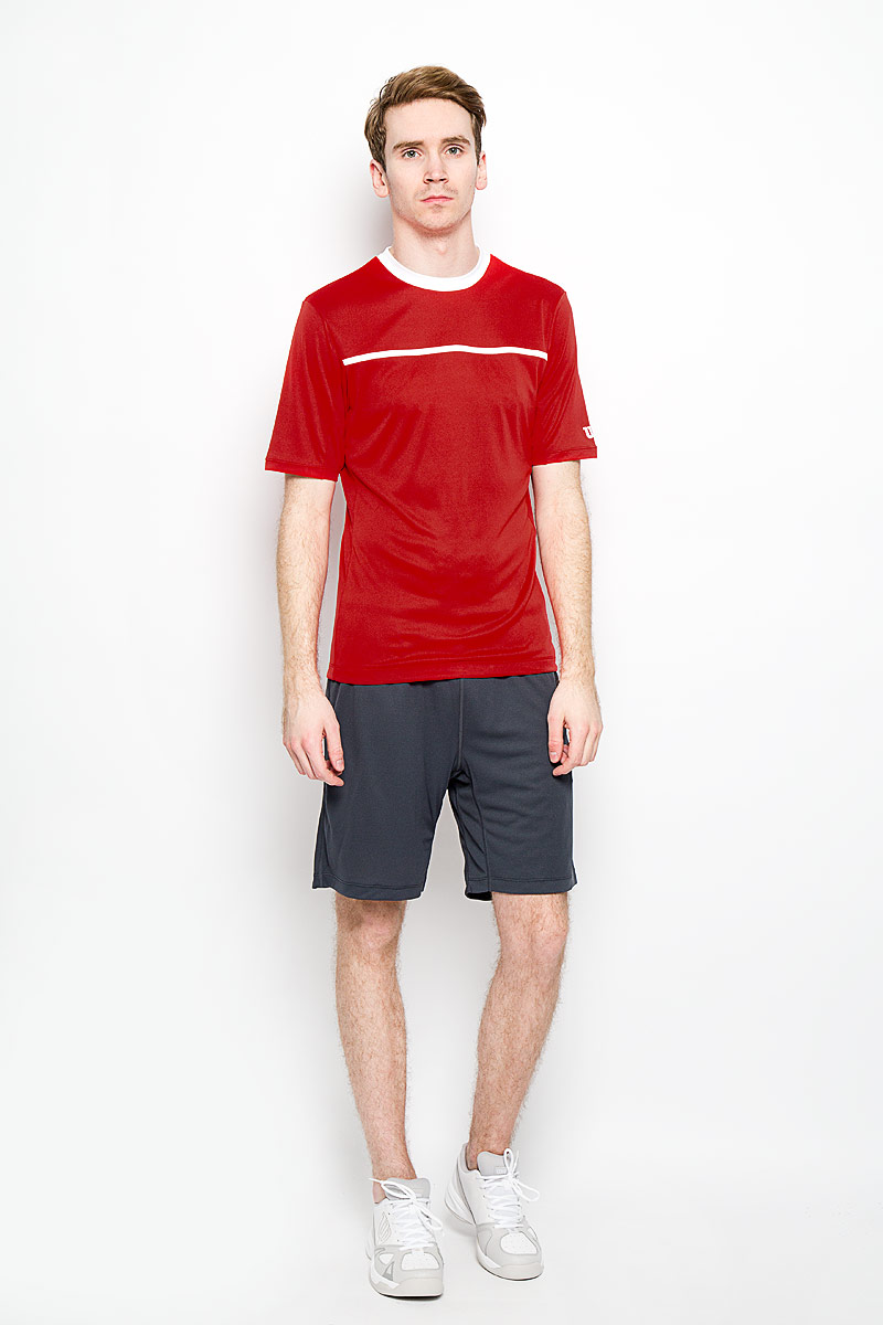 ШортыWRA702902 ШортыWRA702902Мужские шорты для тенниса nVision Elite 9 Knit Short - это незаменимый атрибут в гардеробе любого спортсмена. Стильные удобные шорты выполнены из 100% полиэстера, благодаря чему превосходно сидят, не стесняют движений и великолепно отводят влагу, оставляя тело сухим даже во время интенсивных тренировок. Модель дополнена широкой эластичной резинкой на талии. Объем пояса регулируется при помощи шнурка-кулиски. Спереди шорты имеют два втачных кармана. Устремляясь за очередным укороченным ударом и высоким мячом, используйте всю силу ног, а легкие шорты помогут вам в этом: они подарят комфорт и полную свободу движений. Эти модные шорты послужат отличным дополнением к вашему спортивному гардеробу. В них вы всегда будете чувствовать себя уверенно и комфортно.