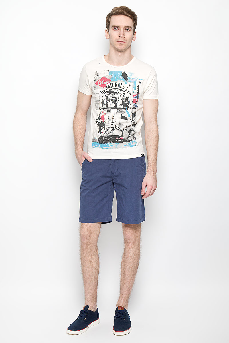 ШортыM15031-2625 ШортыM15031-2625Стильные мужские шорты Lee Cooper изготовлены из высококачественного хлопка. Модель средней посадки имеет комбинированную застежку, а также имеются шлевки для ремня. Спереди шорты оформлены двумя втачными карманами с косыми срезами, а сзади - двумя прорезными карманами с клапанами на пуговицах. Эти модные и в тоже время комфортные шорты послужат отличным дополнением к вашему гардеробу. В них вы всегда будете чувствовать себя уютно и комфортно.