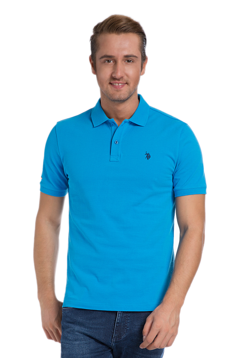 ПолоG081SZ0110TP03IY6_MV0342 ПолоG081SZ0110TP03IY6_MV0342Стильная мужская футболка-поло U.S. Polo Assn., выполненная из натурального хлопка, обладает высокой теплопроводностью, воздухопроницаемостью и гигроскопичностью, позволяет коже дышать. Модель с короткими рукавами и отложным воротником - идеальный вариант для создания оригинального современного образа. Сверху футболка-поло застегивается на две пуговицы. Воротник и низ рукавов выполнены из трикотажной резинки. Модель оформлена на груди небольшой вышивкой. Снизу по бокам имеются небольшие разрезы.