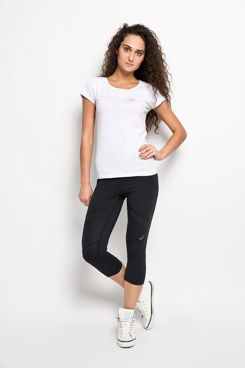 Тайтсы для фитнеса женские 3/4 Tight. 124675-0904124675-0904 Тайтсы для фитнеса женские 3/4 Tight. 124675-0904124675-0904Удобные женские тайтсы для фитнеса Asics 3/4 Tight изготовлены из высококачественного эластичного полиэстера, они великолепно тянутся, не сковывают движения, обеспечивают необходимую циркуляцию воздуха и превосходно отводят влагу от тела, оставляя кожу сухой и обеспечивая наибольший комфорт. Облегающие тайтсы дополнены широкой эластичной резинкой на талии и декорированы небольшим принтом с логотипом Asics. Комфортные плоские швы исключают риск натирания даже во время интенсивных занятий спортом. Тайтсы дополнены специальными сетчатыми вставками на коленях, которые обеспечивают превосходную воздухопроницаемость. Такие тайтсы послужат отличным дополнением к вашему спортивному гардеробу, в них вы будете чувствовать себя комфортно и уютно.