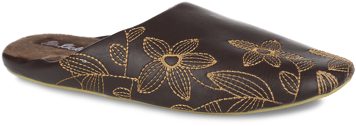 Шлепанцы  - коричневый цвет