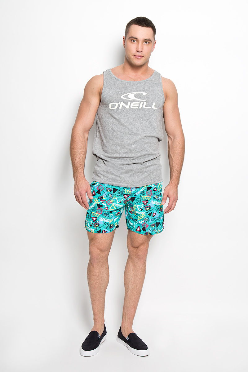 Майка601912-8001 Майка601912-8001Стильная мужская майка ONeill, выполненная из хлопка с добавлением вискозы, обладает высокой теплопроводностью, воздухопроницаемостью и гигроскопичностью, позволяет коже дышать. Она великолепно подойдет для спортивных занятий и подарит вам комфорт даже во время интенсивных тренировок. Майка с круглым образным вырезом горловины превосходно дополнит ваш спортивный гардероб. Модель оформлена контрастным принтом с логотипом ONeill. Такая майка подарит вам комфорт в течение всего дня и послужит замечательным дополнением к любому наряду. В ней вы всегда будете чувствовать себя уверенно, оставаясь в центре внимания.
