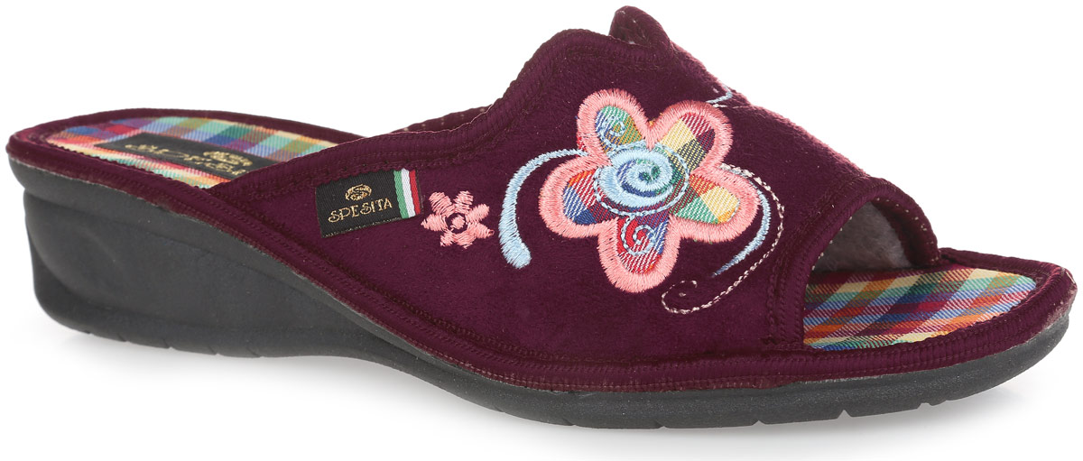 Шлепанцы  - бордовый цвет