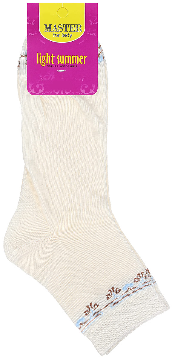 Носки55011 Носки55011Удобные носки Master Socks, изготовленные из высококачественного комбинированного материала, очень мягкие и приятные на ощупь, позволяют коже дышать. Эластичная резинка плотно облегает ногу, не сдавливая ее, обеспечивая комфорт и удобство. Носки с паголенком классической длины оформлены оригинальным принтом в нижней и верхней частях носка. Практичные и комфортные носки великолепно подойдут к любой вашей обуви.