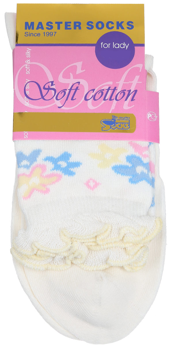 Носки женские Soft Cotton. 85008_цветы85008 Носки женские Soft Cotton. 85008_цветы85008Удобные носки Master Socks, изготовленные из высококачественного комбинированного материала, очень мягкие и приятные на ощупь, позволяют коже дышать. Эластичная резинка плотно облегает ногу, не сдавливая ее, обеспечивая комфорт и удобство. Модель с стандартным паголенком оформлена оригинальным принтом, манжета изделия дополнена рюшами. Удобные и комфортные носки великолепно подойдут к любой вашей обуви.