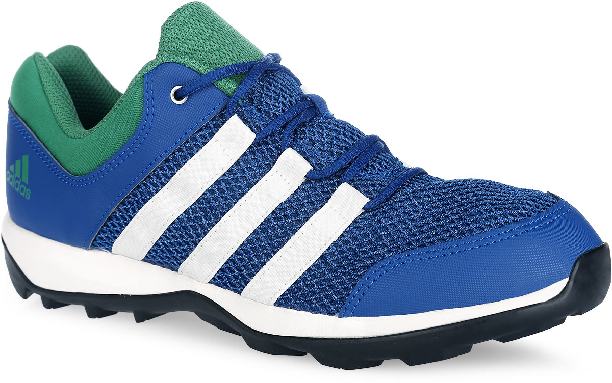 КроссовкиAF6130 КроссовкиAF6130Стильные кроссовки от adidas Performance Daroga Plus K придутся по душе вашему ребенку. Модель выполнена из текстиля и дополнена вставками из синтетических материалов для дополнительной поддержки. Боковые стороны оформлены нашивками в виде трех фирменных полосок, задник - логотипом бренда. Классическая шнуровка надежно зафиксирует изделие на стопе. Мыс дополнен износостойкой защитной накладкой. Текстильная подкладка и мягкий манжет предотвратят натирание и гарантируют уют. Стелька изготовлена из ЭВА материала с верхним покрытием из текстиля. Цепкая подошва из резины с рельефом Traxion обеспечивает максимальное сцепление во всех направлениях. Такие кроссовки придутся по душе вашему ребенку.