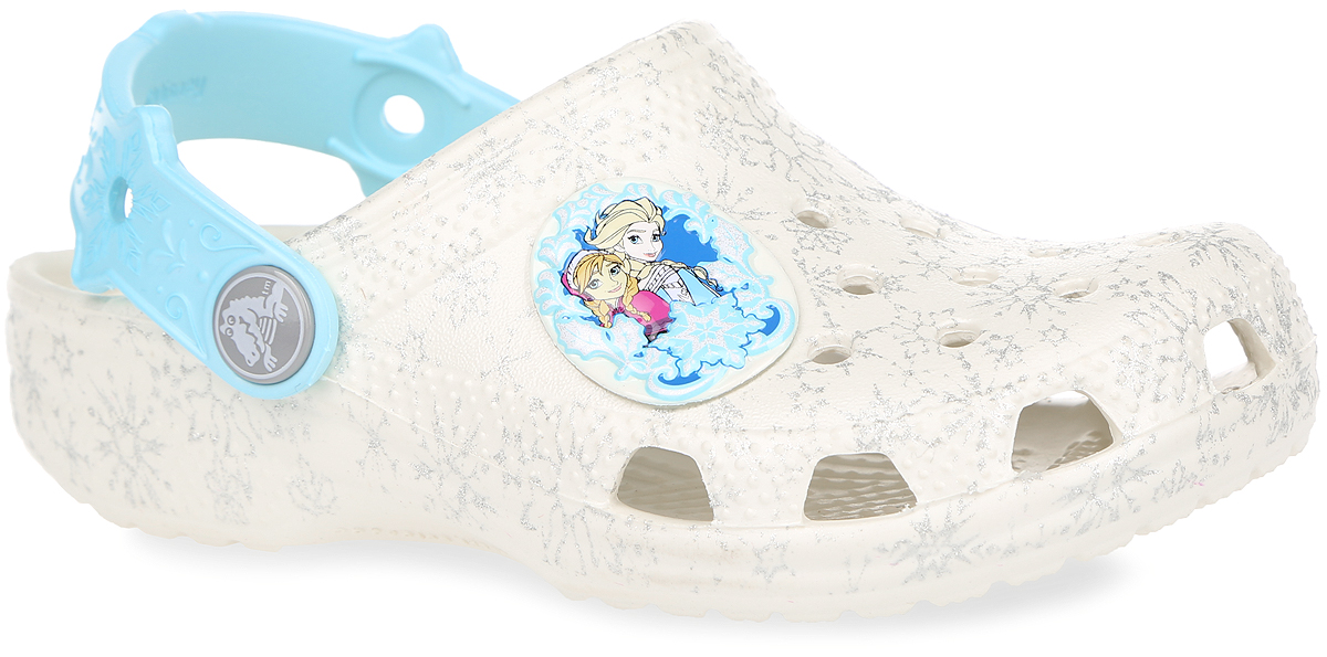 Сабо для девочки Classic Frozen. 202356-159202356-159 Сабо для девочки Classic Frozen. 202356-159202356-159Прелестные сабо Classic Frozen от Crocs очаруют вашу девочку с первого взгляда! Модель, выполненная из полимера Croslite, оформлена принтом в виде снежинок и изображением героинь мультфильма Frozen - принцессы Анны и Эльзы. Благодаря материалу Croslite обувь невероятно легкая, мягкая и удобная. Материал Croslite - бактериостатичен, препятствует появлению неприятных запахов и легок в уходе: быстро сохнет и не оставляет следов на любых поверхностях. Модель оформлена отверстиями, которые обеспечивают естественную вентиляцию. Верхние отверстия можно использовать для украшения джибитсами. Под воздействием температуры тела обувь принимает форму стопы. Пяточный ремешок, оформленный отверстиями, рельефным рисунком и надписью Frozen, обеспечивает фиксацию стопы при ходьбе. Рельефная поверхность верхней части подошвы комфортна при движении. Рифленое основание подошвы гарантирует идеальное сцепление с любой поверхностью. Такие сабо - отличное решение для каждодневного...