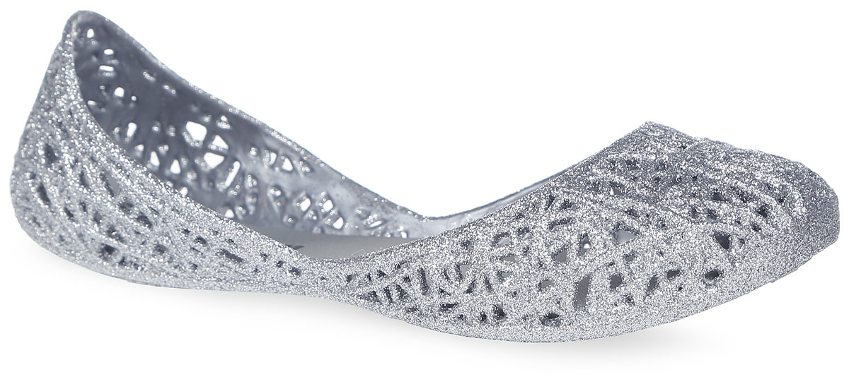 Балетки31737-1003 Балетки31737-1003Прелестные балетки Mel Campana Zig Zag Inf от Melissa придутся по душе вашей девочке. Модель, выполненная из поливинилхлорида, оформлена декоративной перфорацией и блестками. Подошва с рифлением гарантирует идеальное сцепление с любой поверхностью. Особенность данной модели в том, что она обладает приятным ароматом. Такие балетки станут прекрасным завершением летнего образа вашей девочки.
