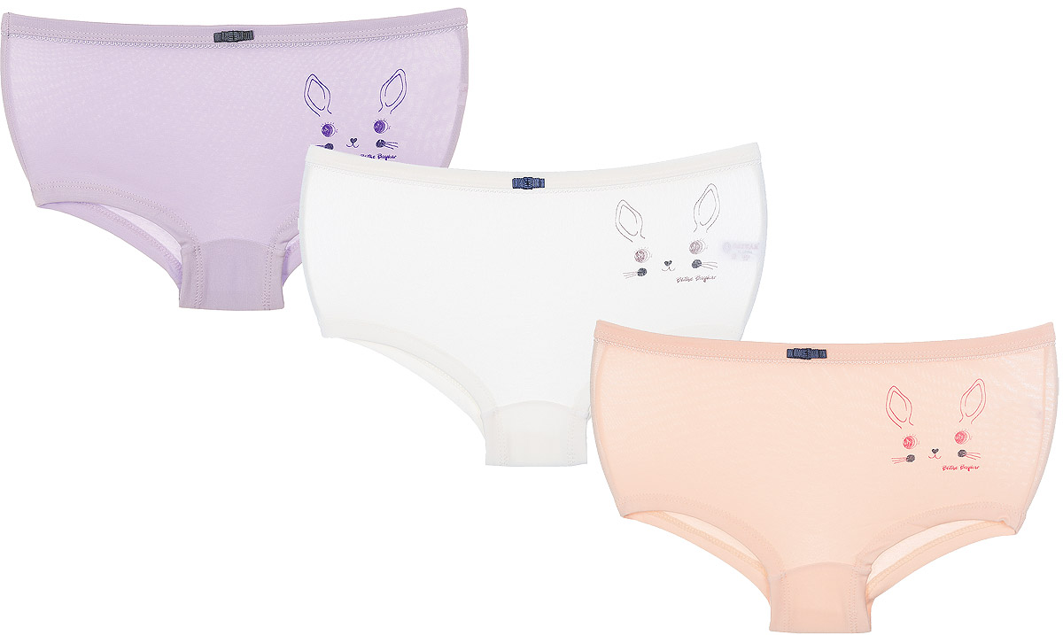 Трусы-шорты для девочки, 3 шт. N5104-22N5104-22 Трусы-шорты для девочки, 3 шт. N5104-22N5104-22Трусы для девочки Baykar, изготовленные из хлопка с добавлением эластана, необычайно мягкие и приятные на ощупь, не раздражают нежную кожу ребенка и хорошо вентилируются. Эластичные швы приятны телу ребенка и не препятствуют движениям. Трусы-шорты имеют на талии эластичную бейку, не сдавливающую животик ребенка. По талии изделие дополнено тонкой кружевной тесьмой и небольшим бантиком. Комплект содержит трое трусов разных цветов. Каждая модель оформлена оригинальным рисунком в виде зайчика. Такие трусики идеально подойдут вашей принцессе и подарят ей комфорт!