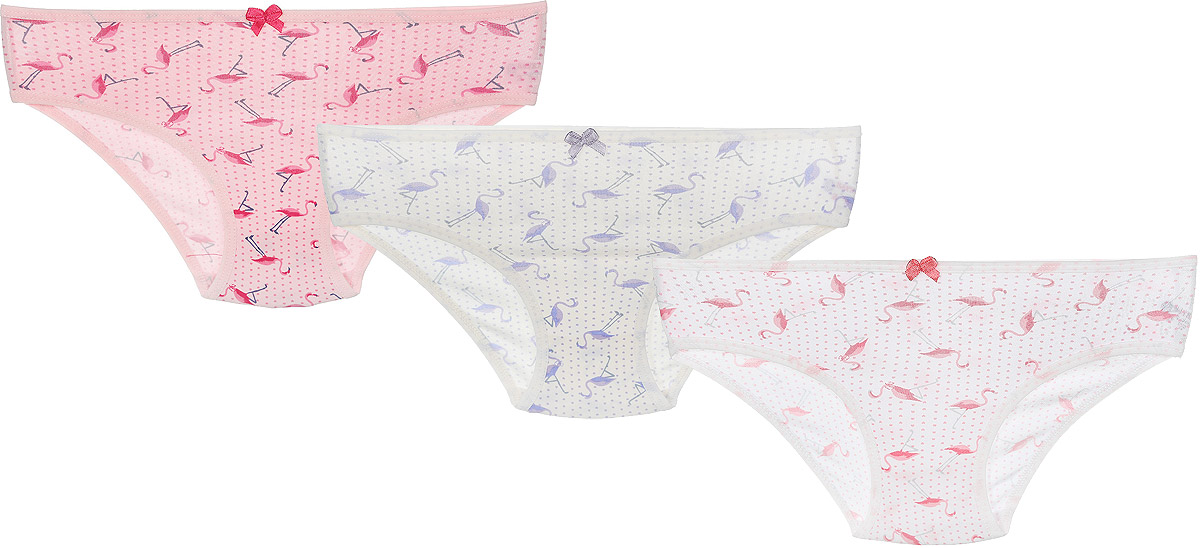 Трусы для девочки, 3 шт. N5313-22N5313-22 Трусы для девочки, 3 шт. N5313-22N5313-22Трусы для девочки Baykar выполнены из эластичного хлопка. Они мягкие и приятные на ощупь, не раздражают нежную и чувствительную кожу ребенка, хорошо вентилируются. Плоские эластичные швы обеспечивают комфорт. Трусы-слипы на талии имеют мягкую резинку, надежно фиксирующую трусики и не сдавливающую животик ребенка. В комплект входят трое трусов разного цвета, оформленные принтами с изображением фламинго. Такие трусики идеально подойдут вашей маленькой принцессе, а мягкий эластичный материал позволит ей комфортно чувствовать себя в течение дня!