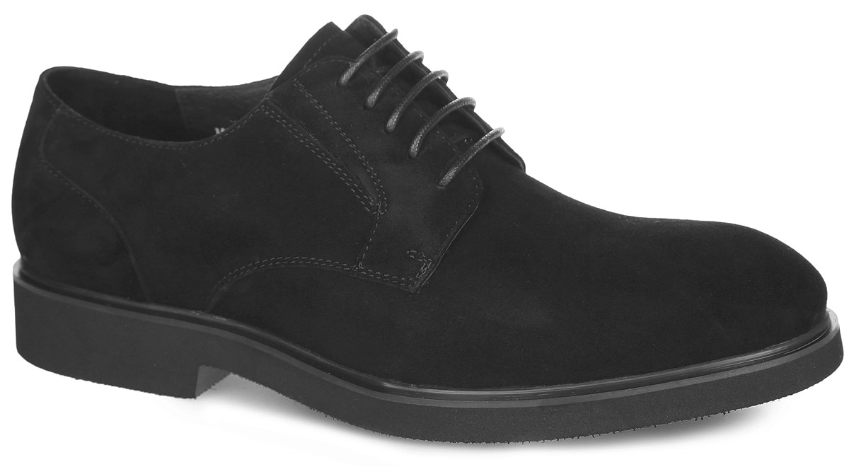 Туфли мужские. M25089M25089 Туфли мужские. M25089M25089Стильные мужские туфли от Vitacci придутся вам по душе. Модель изготовлена из натуральной замши. Подъем дополнен шнуровкой, которая надежно зафиксирует обувь на вашей ноге. Подкладка из натуральной кожи предотвращает натирание. Стелька из натуральной кожи позволит ногам дышать. Эластичные вставки по бокам обеспечивают идеальную посадку модели на ноге. Рифление на подошве гарантирует идеальное сцепление с любой поверхностью. Стильные туфли - необходимая вещь в гардеробе каждого мужчины.