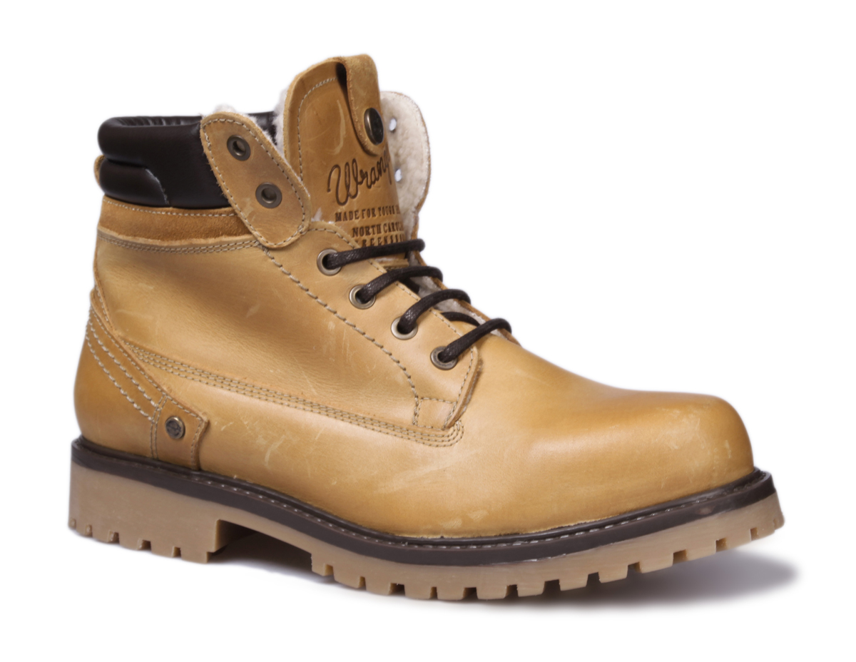 БотинкиWL142505/F-71 БотинкиWL142505/F-71Стильные женские ботинки Creek C.H. Fur от Wrangler выполнены из натуральной кожи. Подкладка и стелька из искусственного меха не дадут ногам замерзнуть. Шнуровка надежно зафиксирует модель на ноге. Подошва дополнена рифлением.