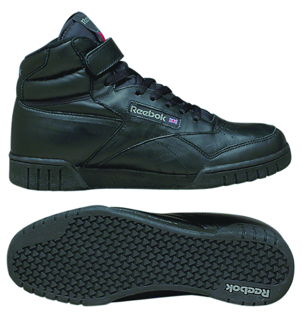 Кроссовки муж Ex-O-Fit Hi. 34783478 Кроссовки муж Ex-O-Fit Hi. 34783478Мужские кроссовки EX-O-FIT HI выполнены из натуральной и искусственной пресованной кожи. Перфорация обеспечивает терморегуляцию. Высокое голенище и липучка надежно фиксируют ногу, обеспечивая свободу движений. Имеется внутренняя Текстиль-ная Подкладкаадка. Подошва из прочной резины прекрасно гнется и обеспечивает сцепление.