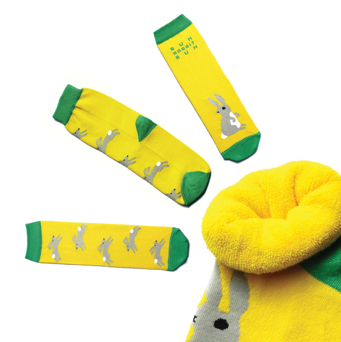 Носкиn233 Носкиn233Яркие носки Big Bang Socks изготовлены из высококачественного хлопка с добавлением полиамида и эластана, которые обеспечивают отличную посадку. Модель с удлиненным паголенком оформлена оригинальным принтом с изображением зайцев. Широкая резинка плотно облегает ногу и обеспечивает комфорт, не сдавливая ее. Внутренняя ворсистая поверхность обеспечит комфорт и тепло.