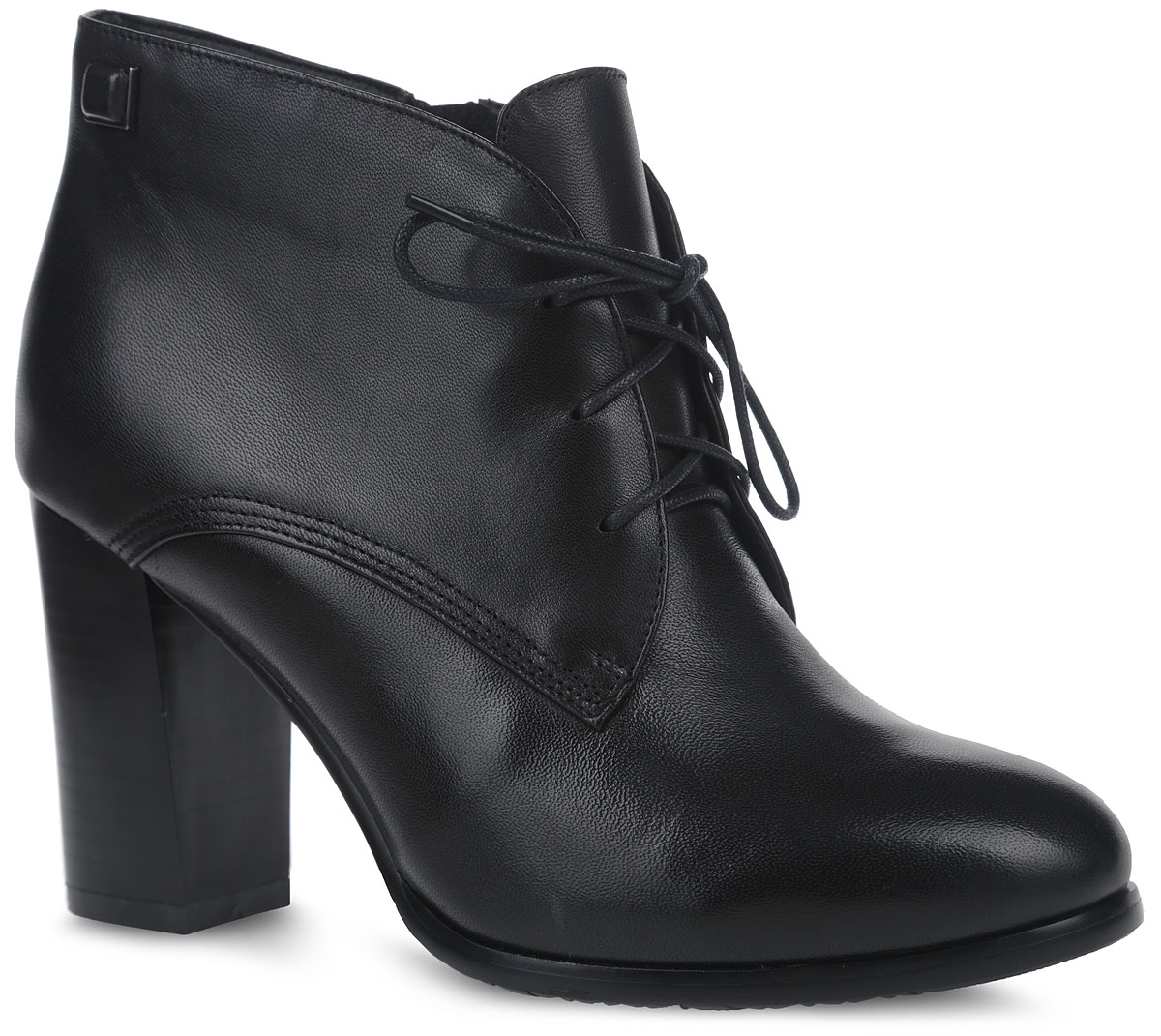 Шлепанцы  - черный цвет