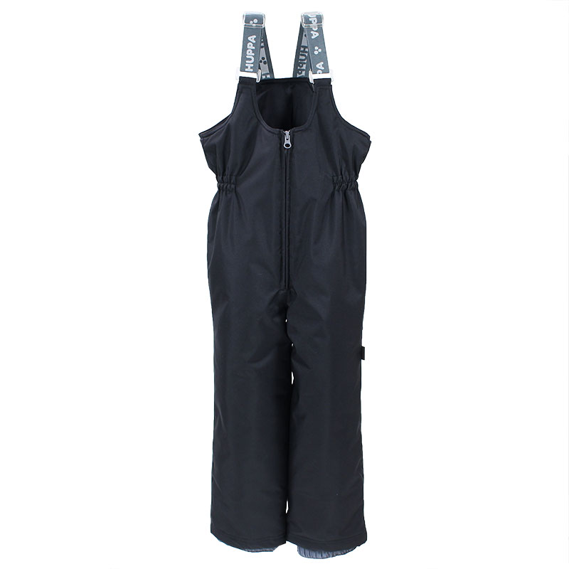 Брюки детские FLINN. 2176BASE-600092176BASE-60009 Брюки детские FLINN. 2176BASE-600092176BASE-60009Полукомбинезон FLINN, водо и воздухонепроницаемость 10 000. Утеплитель 160 гр, подкладка тафта-100% полиэстер. Внутренняя снегозащита штанов, регулируемые низы. Шаговый шов проклеен