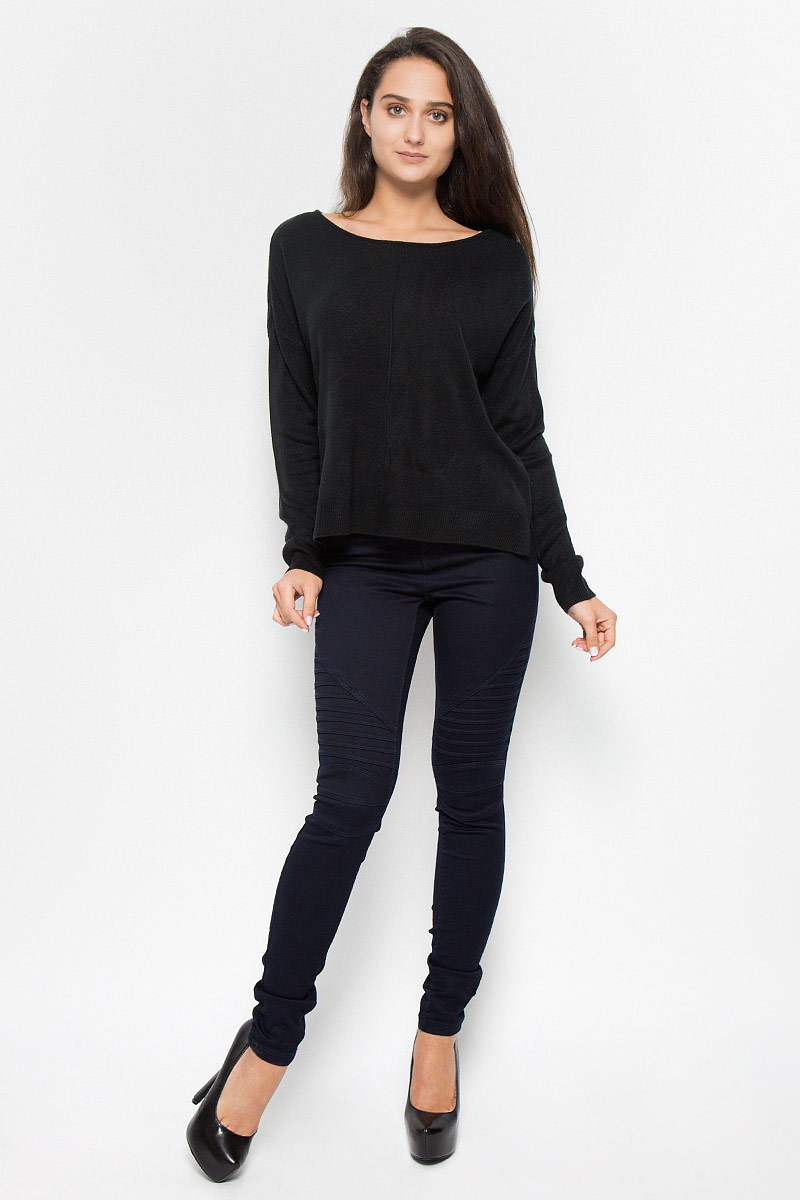 Пуловер10155491_Black Пуловер10155491_BlackСтильный женский пуловер Vero Moda Noisy May, выполненный из акриловой пряжи, необычайно мягкий и приятный на ощупь, не сковывает движения, обеспечивая наибольший комфорт. Изделие свободного кроя с круглым вырезом горловины и длинными рукавами-кимоно. По бокам пуловер имеет небольшие разрезы. Мягкий и уютный пуловер станет любимым элементом вашего гардероба.