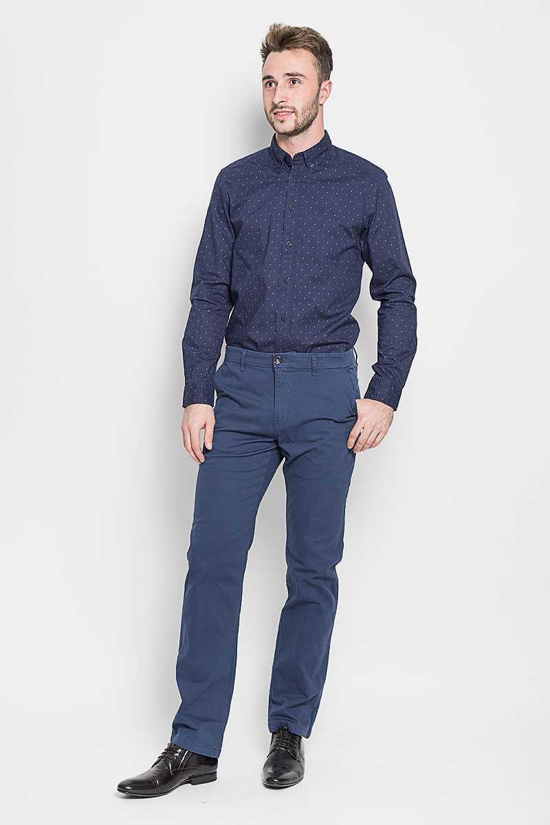 БрюкиP-215/510-6323 БрюкиP-215/510-6323Стильные мужские брюки Sela Casual Wear, выполненные из эластичного хлопка, отлично дополнят ваш образ. Материал изделия плотный, тактильно приятный, позволяет коже дышать. Брюки застегиваются на пуговицу и имеют ширинку на застежке-молнии. На поясе предусмотрены шлевки для ремня. Спереди модель дополнена двумя втачными карманами со скошенными краями, сзади - двумя врезными карманами на пуговицах. Высокое качество кроя и пошива, дизайн и расцветка придают изделию неповторимый стиль и индивидуальность. Модель займет достойное место в вашем гардеробе!