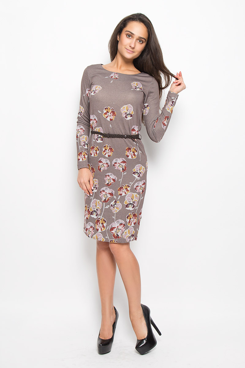 ПлатьеDK-117/182-6333 ПлатьеDK-117/182-6333Оригинальное платье Sela Casual поможет создать привлекательный женственный образ. Изделие выполнено из полиэстера с добавлением эластана, очень мягкое, приятное к телу, не сковывает движения и хорошо вентилируется. Модель с круглым вырезом горловины и длинными рукавами. Платье оформлено ярким цветочным принтом и дополнено оригинальным, плетеным поясом. Это эффектное платье займет достойное место в вашем гардеробе!