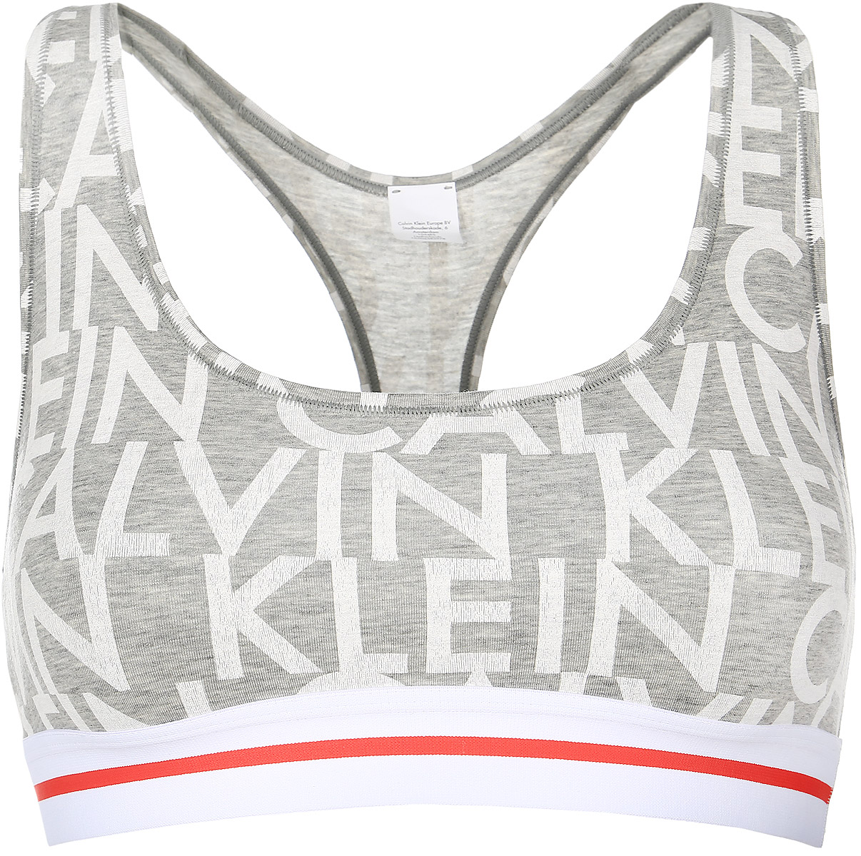 Топ-браQF1512E_EX3 Топ-браQF1512E_EX3Удобный и практичный топ-бра Calvin Klein Underwear, выполненный из высококачественного эластичного хлопка с добавлением модала, идеально подойдет для активного отдыха и занятий фитнесом, а также для повседневной носки. Модель на широких бретелях имеет широкий эластичный пояс. Несъемные бретельки надежно фиксируют топ на плечах и не регулируются по длине. Изделие оформлено крупным принтом с логотипом бренда. Такая модель подарит вам комфорт в течение дня и станет отличным дополнением к вашему гардеробу.