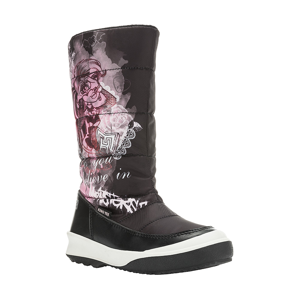 Дутики6502B Дутики6502BДутики Monster High от Kakadu непременно понравится как маленьким непоседам, так и их заботливым родителям. Модель, выполненная из текстиля King Tex и синтетической кожи, гарантирует непромокаемость. Укрепленные носок и пятка обладают необходимой степенью жесткости для поддержания формы на протяжении всего периода использования. Подкладка из шерсти обеспечивает ногам тепло и сухость при любых климатических условиях. Съемную стельку всегда можно вынуть или заменить. Подошва из термопластичной резины отличается хорошей сцепляемостью с поверхностью и высокой пружинистостью. Благодаря этим качествам дети могут совершать длительные прогулки без чувства усталости в ногах. Детские дутики оформлены ярким изображением героини Monster High. Застежка-молния надежно фиксирует изделие на ноге.