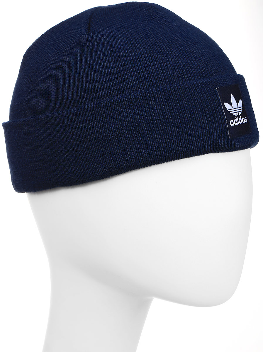 ШапкаAY9071 ШапкаAY9071Шапка Adidas Rib Logo Beanie - классическая шапка-бини, связанная из мягкой меланжевой пряжи. Три полоски украшают внутреннюю сторону подвернутого манжета. Атласная нашивка с Трилистником на отвороте.