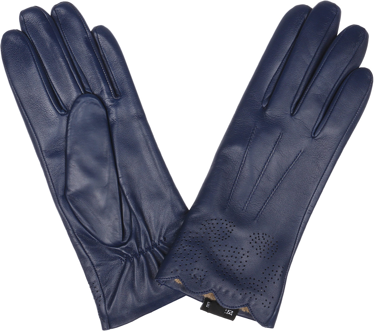Перчатки12.29-11 blue Перчатки12.29-11 blueСтильные женские перчатки Fabretti не только защитят ваши руки, но и станут великолепным украшением. Перчатки выполнены из натуральной кожи ягненка, а их подкладка - из высококачественной шерсти с добавлением кашемира. Модель оформлена оригинальными прострочками и строчками-стежками. Дополнены перчатки прорезным узором. Стильный аксессуар для повседневного образа.