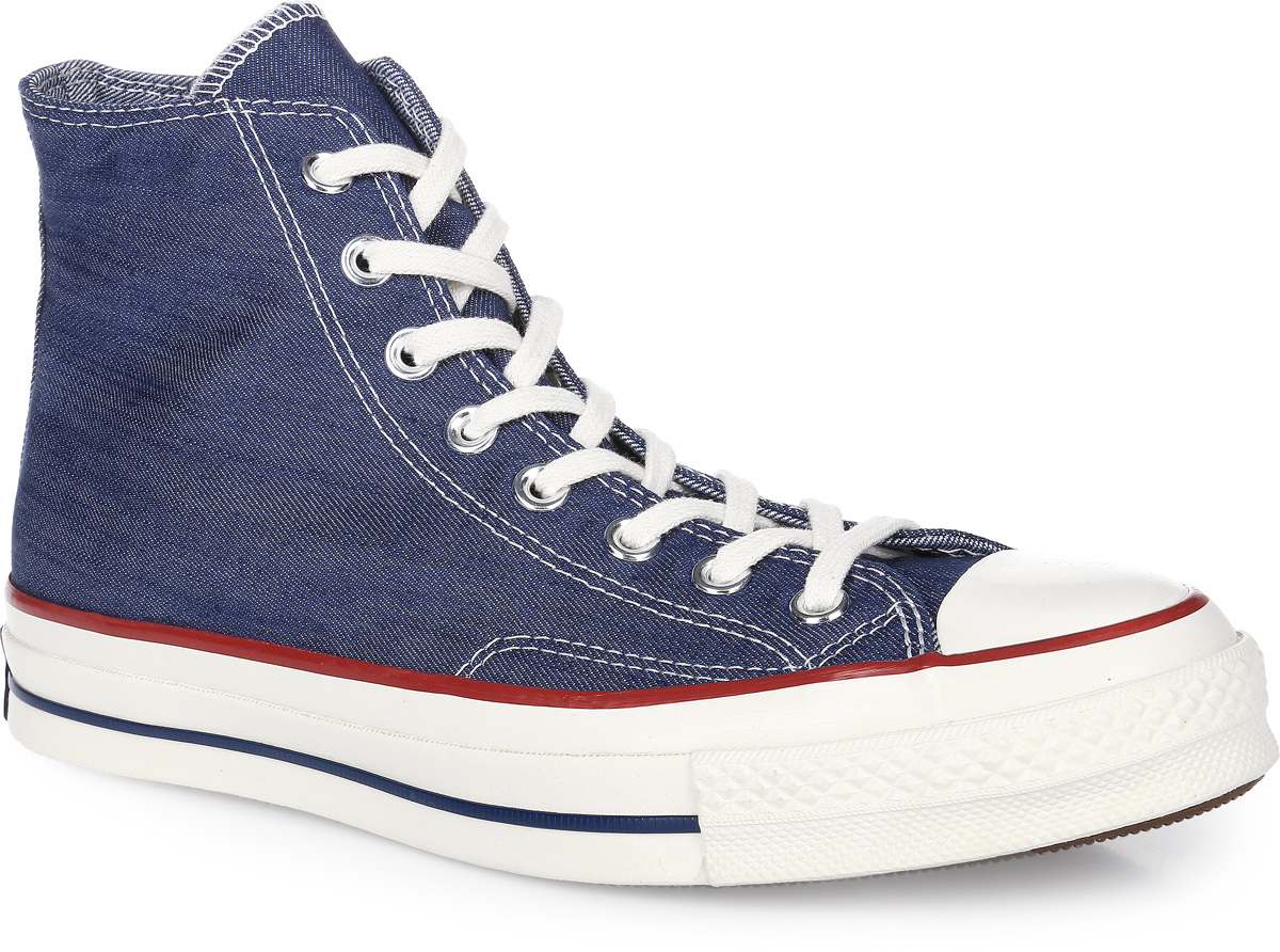 Кеды153830 Кеды153830Кеды мужские Converse Chuck Taylor All Star 70 выполнены из текстиля и оформлены фирменной нашивкой. Внутренняя боковая дополнена люверсами. На ноге модель фиксируется с помощью шнурков. Внутренняя поверхность и стелька выполнены из сетчатого текстиля, комфортного при движении. Подошва выполнена из высококачественной резины и дополнена протектором, который гарантирует отличное сцепление с любой поверхностью.