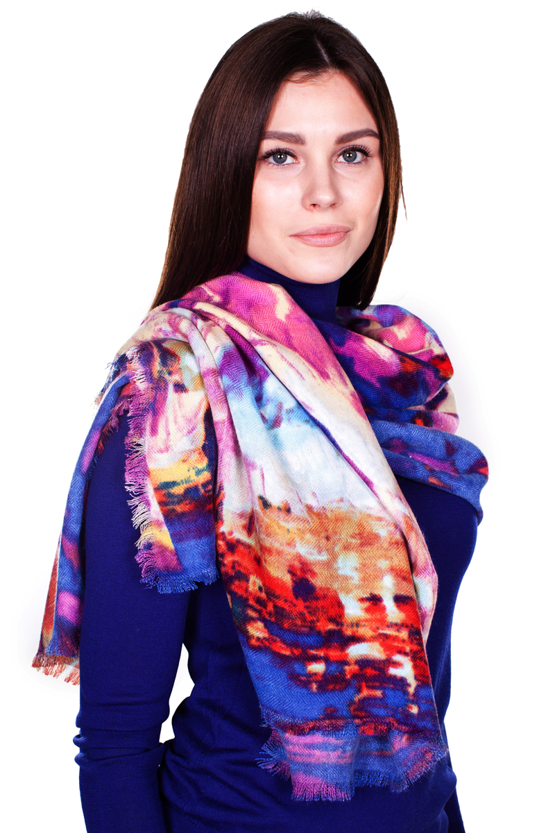 ПалантинHL-21604-16 ПалантинHL-21604-16Стильный женский палантин Sophie Ramage станет великолепным завершением любого наряда. Палантин изготовлен из модала с добавлением шерсти и оформлен принтом с изображением Эйфелевой башни. По краю модель дополнена неширокой бахромой. Изящный палантин поможет вам создать изысканный женственный образ, а также согреет в непогоду.