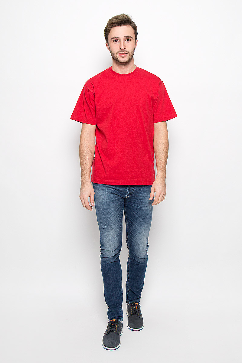 ФутболкаFR-001 ФутболкаFR-001Мужская однотонная футболка Frutto Rosso выполнена из натурального хлопка. Горловина дополнена трикотажной резинкой.
