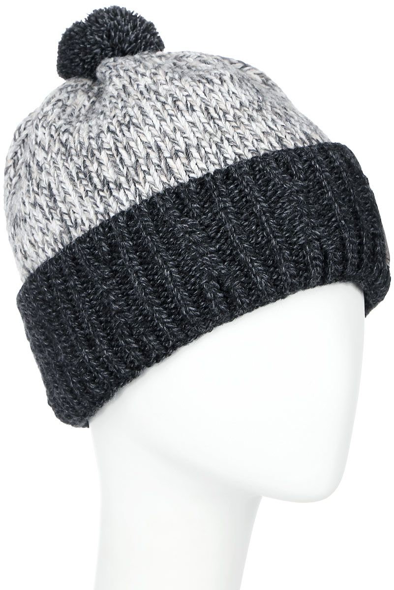 ШапкаMYH7104/2 ШапкаMYH7104/2Теплая мужская шапка Marhatter отлично дополнит ваш образ в холодную погоду. Сочетание шерсти и акрила максимально сохраняет тепло и обеспечивает удобную посадку, невероятную легкость и мягкость. Подкладка выполнена из мягкого флиса. Шапка двойная с толстым отворотом, который связан резинкой, оформлена контрастным принтом. На макушке оформлен небольшой пушистый помпон, а спереди изделие дополнено нашивкой с названием бренда. Незаменимая вещь на прохладную погоду. Модель составит идеальный комплект с модной верхней одеждой, в ней вам будет уютно и тепло. Уважаемые клиенты! Размер, доступный для заказа, является обхватом головы.