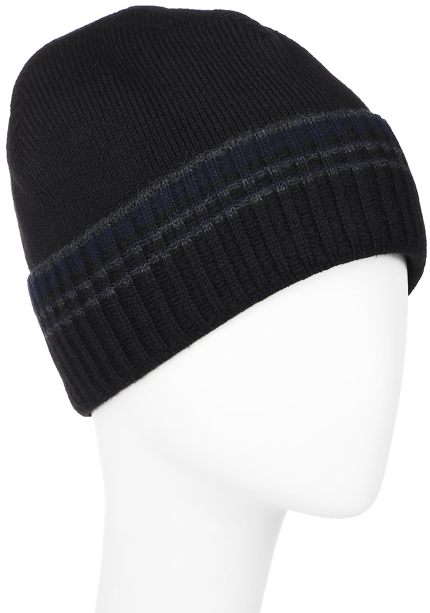 ШапкаMMH5826/2 ШапкаMMH5826/2Мужская шапка Marhatter выполнена из шерсти и акрила, подкладка - из полиэстера. Модель оформлена мелкой вязкой. По низу изделие дополнено подворотом, декорированным принтом в виде горизонтальных полосок контрастного цвета. Уважаемые клиенты! Размер, доступный для заказа, является обхватом головы.