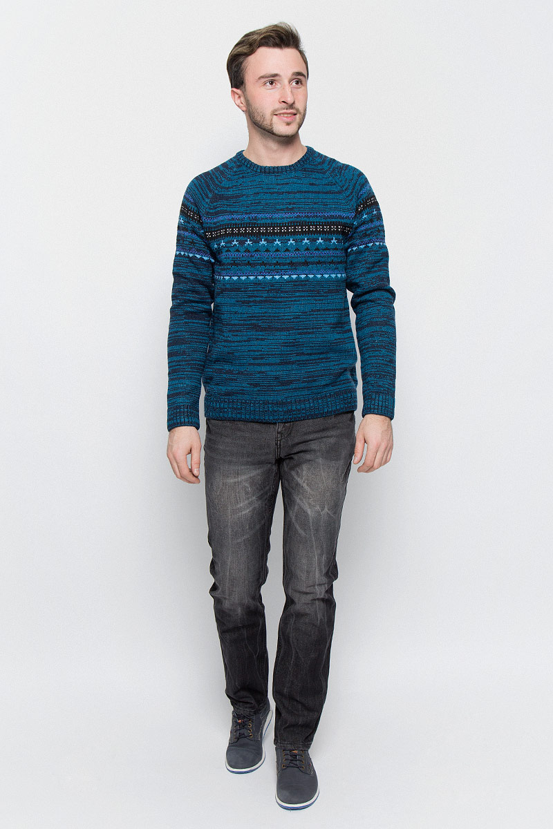 ДжемперJR-214/838-6436 ДжемперJR-214/838-6436Мужской джемпер Sela Casual Wear с круглым вырезом горловины и длинными рукавами-реглан изготовлен из высококачественной пряжи из полиэстера с добавлением акрила и хлопка. Джемпер оформлен узором в виде треугольников и точек. Манжеты рукавов и низ изделия связаны резинкой.