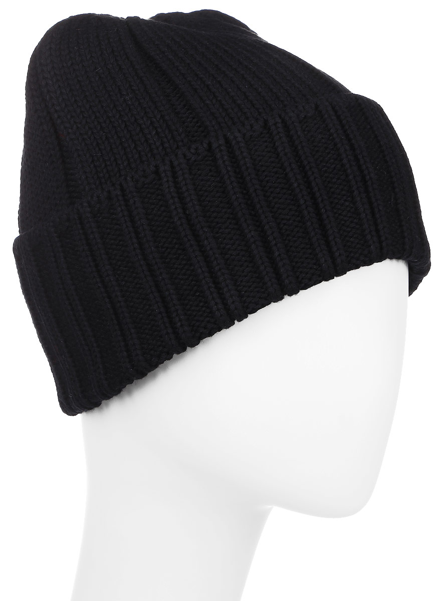 Шапка107-2497 Шапка107-2497Вязаная шапка Goorin Brothers выполнена из натурального хлопка, она мягкая и приятная на ощупь, позволяет коже дышать, идеально прилегает к голове. Шапка с декоративным отворотом дополнена небольшой металлической пластиной с логотипом бренда. Отворот модели связан крупной резинкой. Уважаемые клиенты! Размер, доступный для заказа, является обхватом головы.