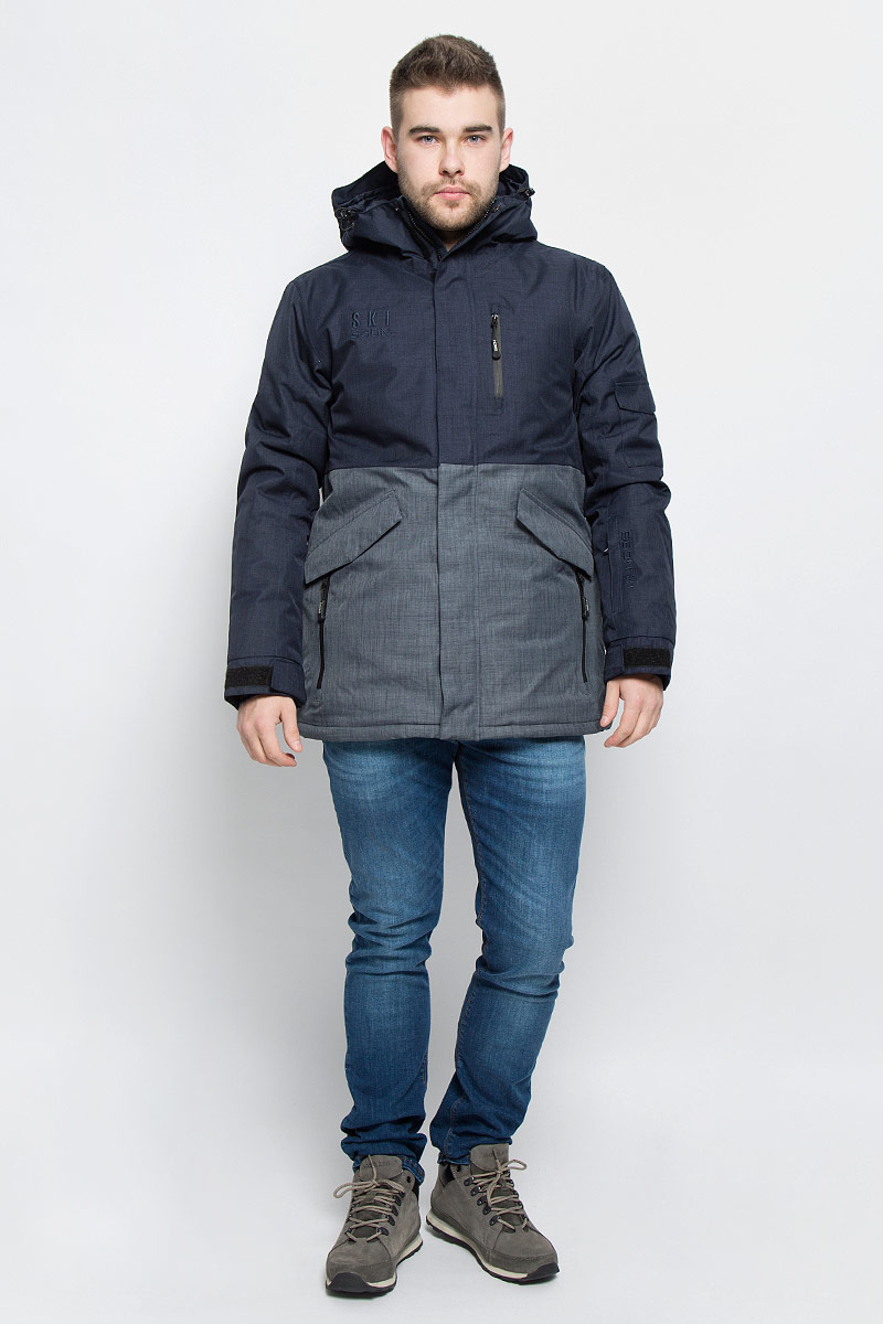 КурткаB536906_DEEP NAVY MELANGE-GREY MELANGE КурткаB536906_DEEP NAVY MELANGE-GREY MELANGEМужская куртка Baon изготовлена из высококачественного полиэстера. В качестве утеплителя используется полиэстер. Куртка с несъемным капюшоном застегивается на застежку-молнию с двумя бегунками и защитой для подбородка, а также дополнительно имеет ветрозащитный клапан на липучках и кнопках. Капюшон оснащен эластичными шнурками со стопперами. Низ рукавов дополнен внутренними эластичными манжетами с отверстиями для больших пальцев и хлястиками на липучках. Под рукавом расположена застежка-молния и сетчатый материал для дополнительной вентиляции. Низ изделия дополнен съемной ветрозащитной планкой на кнопках. Объем по низу регулируется с помощью эластичного шнурка со стоппером. Спереди имеется пять прорезных кармана на застежках-молниях. два из которых с клапанами на кнопках, с внутренней стороны - прорезной карман на застежке-молнии, небольшой накладной карман-сетка и накладной карман на липучке. На левом рукаве расположен небольшой прорезной карман на застежке-молнии и накладной...