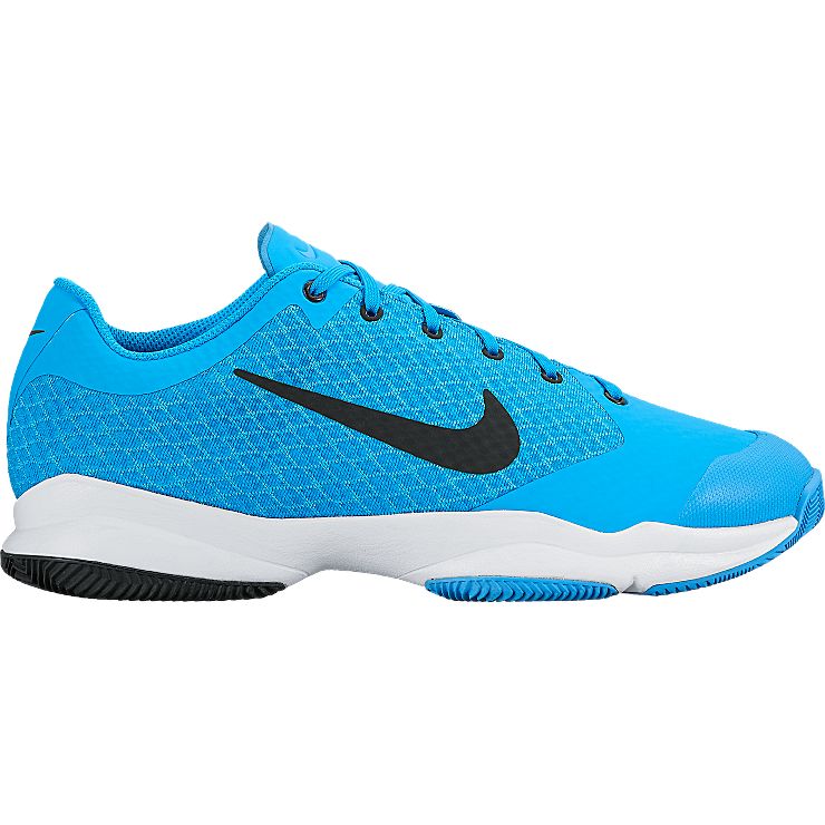Кроссовки845007-140 Кроссовки845007-140Мужские кроссовки для тенниса Air Zoom Ultra от Nike подходят для игры в зале и на кортах с любым покрытием. Модель выполнена из многослойного сетчатого материала и дополнена накладками из синтетической кожи на передней части стопы. Нити Flywire создают динамическую фиксацию. Подкладка и стелька из текстиля комфортны при движении. Шнуровка надежно зафиксирует модель на ноге. Вставки Zoom Air в передней части стопы обеспечивают оптимальную амортизацию. Подметка из износостойкой резины для надежного сцепления с поверхностью и исключительной прочности.