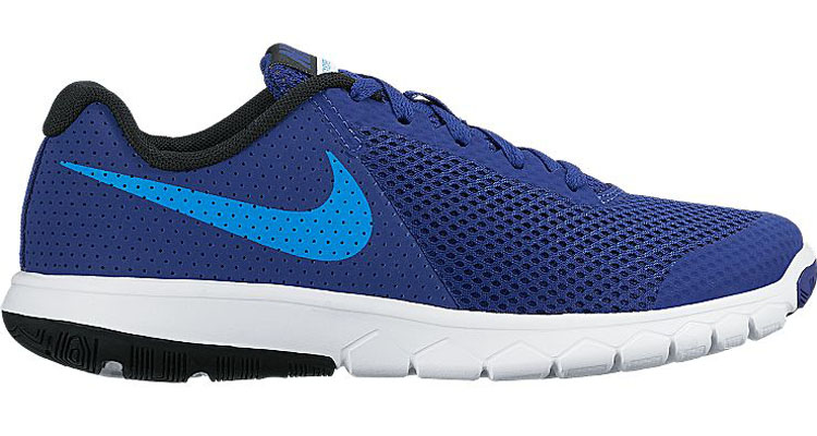 Кроссовки844995-001 Кроссовки844995-001Стильные детские кроссовки Flex Experience 5 от Nike выполнены из дышащего текстиля и натуральной кожи, оформленной перфорацией, и дополнены бесшовными накладками. Внутренняя поверхность и стелька из текстиля комфортны при движении. Шнуровка надежно зафиксирует модель на ноге. Промежуточная подошва обеспечивает дополнительную амортизацию. Подошва с особым протектором гарантирует надежное сцепление с твердой поверхностью