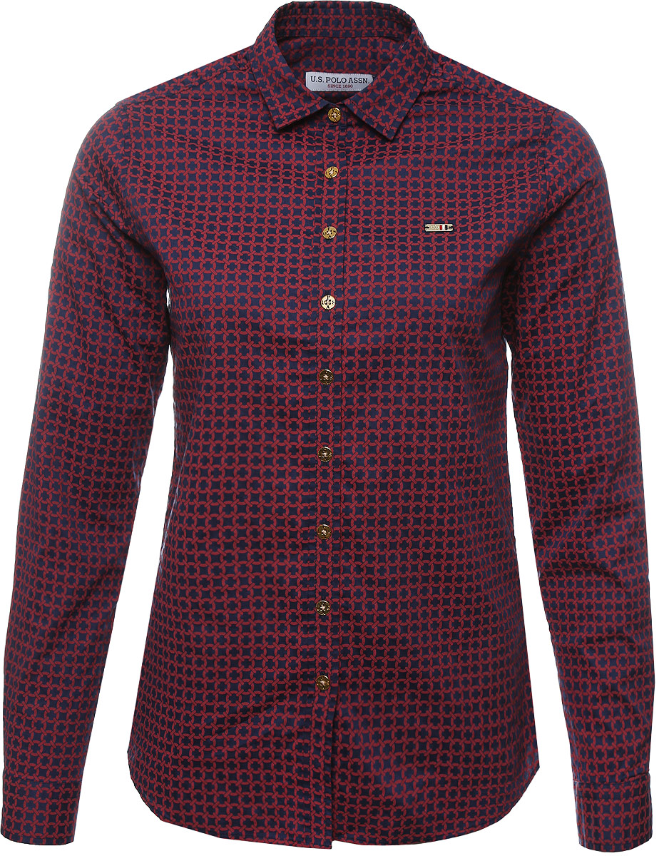 РубашкаG082SZ004HELGAMARINE_VR033 РубашкаG082SZ004HELGAMARINE_VR033Женская рубашка U.S. Polo Assn. выполнена из натурального хлопка. Модель с отложным воротником и длинными рукавами застегивается спереди на пуговицы по всей длине. На манжетах предусмотрены застежки- пуговицы. Рубашка оформлена принтом, украшена небольшими декоративными элементами.