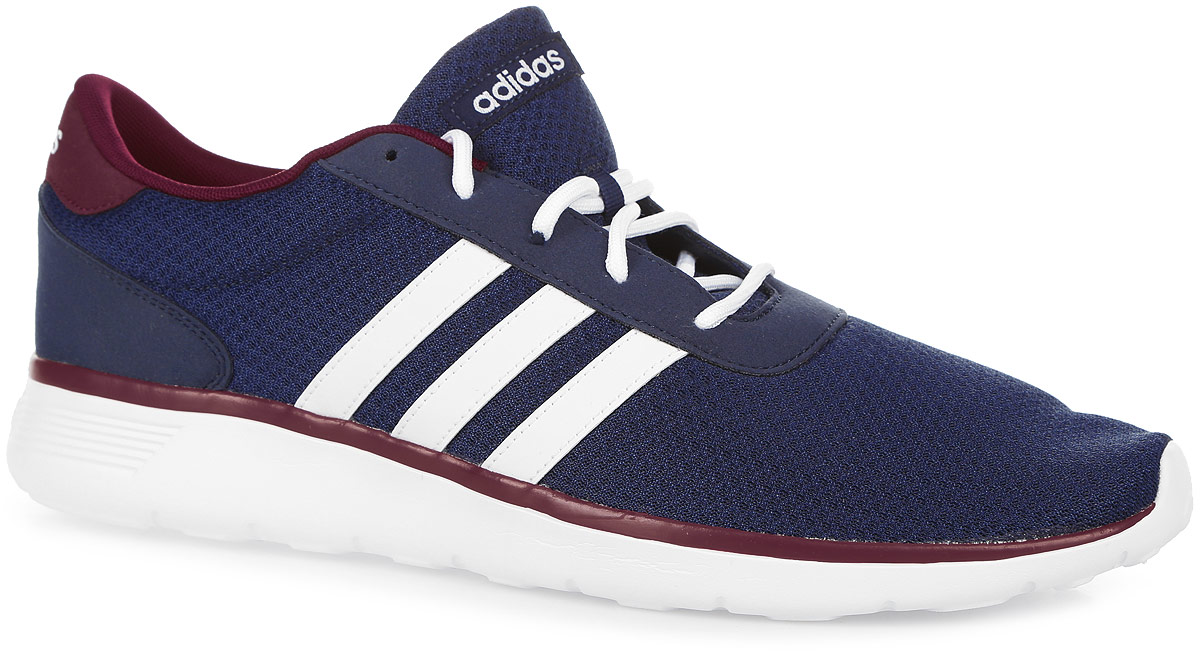 КроссовкиAW5048 КроссовкиAW5048Мужские кроссовки Lite Racer от adidas Neo - легкие и стильные. Эти кроссовки вдохновлены беговыми моделями. Модель выполнена из текстиля со вствками из искусственной кожи. Удобная текстильная подкладка и стелька Cloudfoam обеспечивают комфорт и смягчают каждый шаг. Литая промежуточная подошва из легкого ЭВА обеспечивает оптимальную амортизацию. Кроссовки по бокам дополнены фирменными тремя полосками. Классическая шнуровка надежно зафиксирует модель на ноге.
