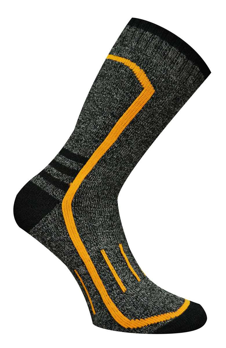 Носки88420 Носки88420Носки Master Socks Active Lifestyle изготовлены из полиакриловых нитей, натурального хлопка, полиамида и эластана, которые обеспечивают отличную посадку. Модель с удлиненным паголенком оформлена вязаным принтом. Эластичная резинка плотно облегает ногу, не сдавливая ее, обеспечивает удобство.