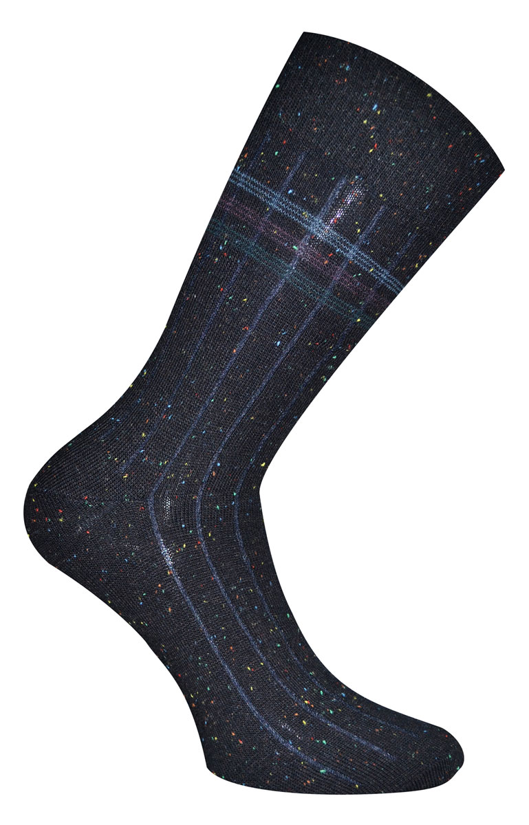 Носки88108 Носки88108Носки Master Socks Soft Cotton изготовлены из натурального хлопка, акрила и полиамида с добавлением эластана, который обеспечивает отличную посадку. Модель с удлиненным паголенком оформлена оригинальным принтом. Эластичная резинка плотно облегает ногу, не сдавливая ее, обеспечивает удобство.