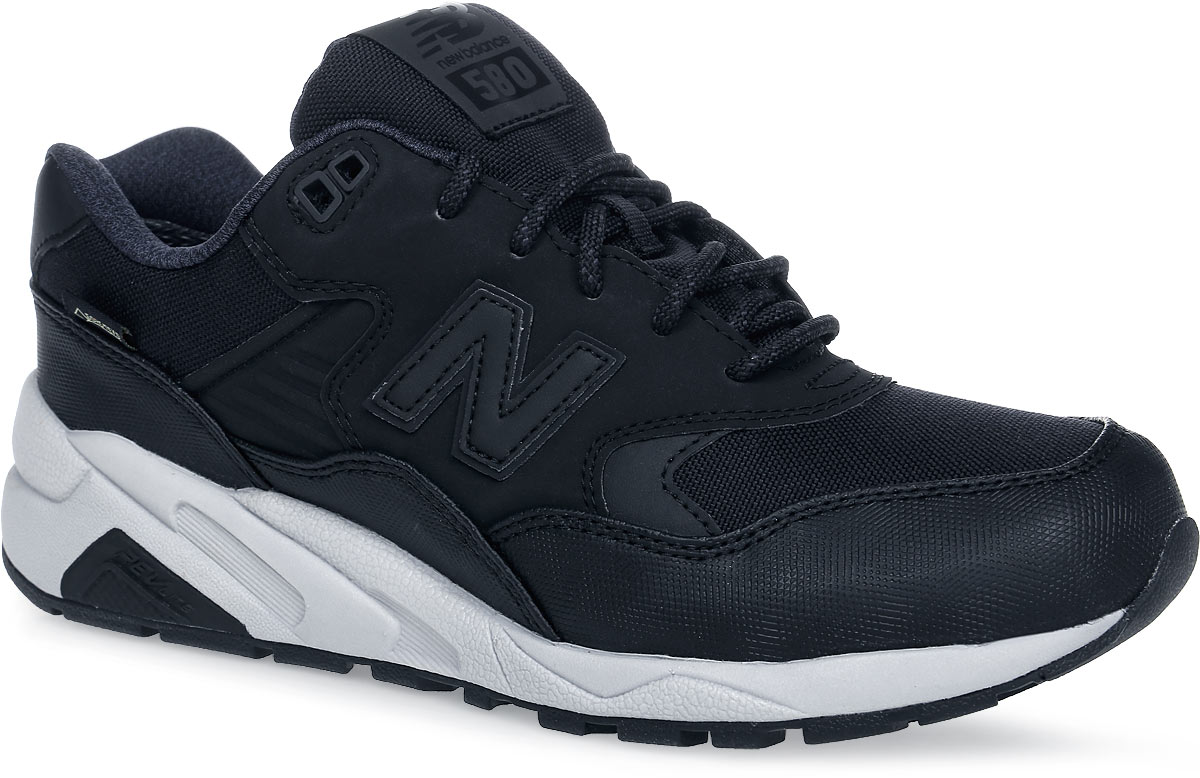 КроссовкиMRT580XB/D КроссовкиMRT580XB/DМужские кроссовки 580 от New Balance выполнены из искусственной кожи и текстиля. Водонепроницаемая технология Gore-tex защитит вас от непогоды. Модель на классической шнуровке. Подкладка и стелька изготовлены из текстиля. Резиновая подошва оснащена рифлением.